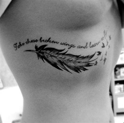 underneath boob tattoos|Under Breast Tattoos for Women: Elegant, Meaningful Designs。